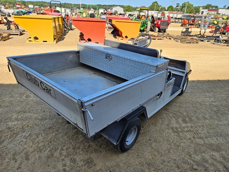 club-car-turf-2-image-5