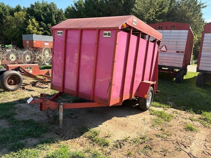 2000-h&s-livestock-trailer-image-1