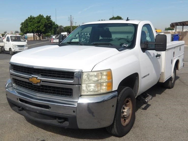2009-chevrolet-silverado-2500-image-1