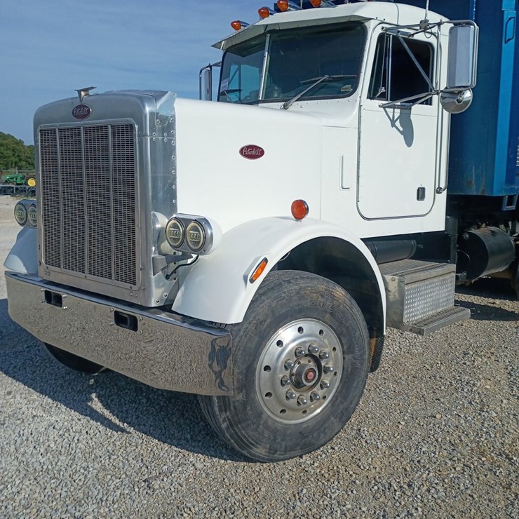 1985 PETERBILT 359