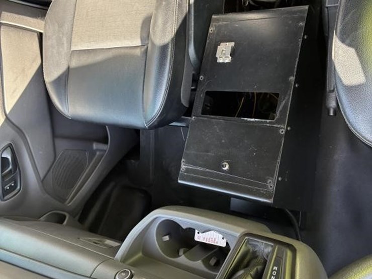 2020-ford-transit-image-18