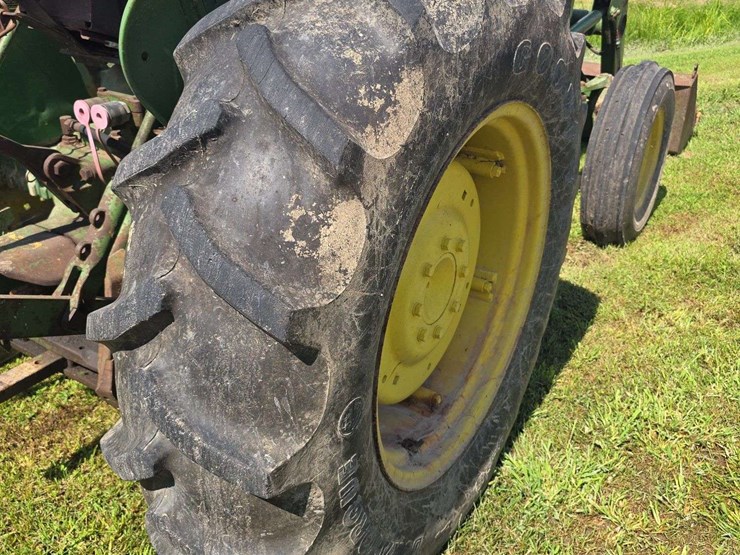1977-john-deere-2040-image-12