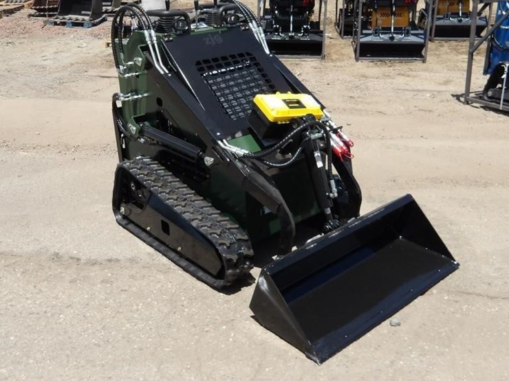 2026-zjz-380-skid-steer-track-loader-image-2