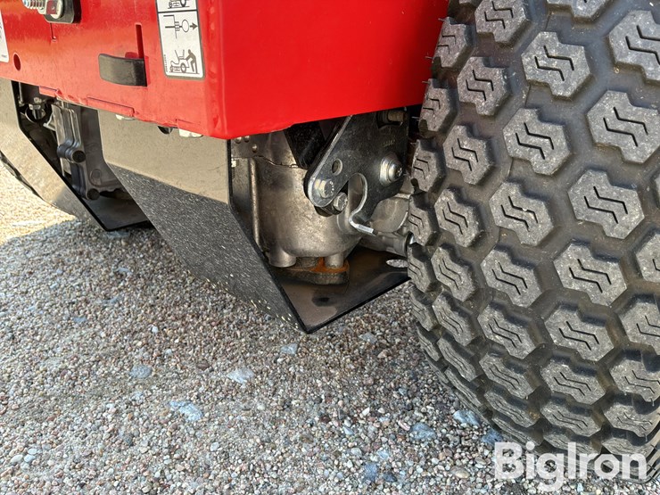 2024-gravely-988184-pro-walk-36-hydro-commercial-walk-behind-lawn-mower-image-16
