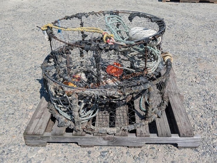 2--crab-pots-image-2