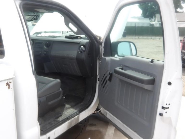 2013-ford-f250-image-14