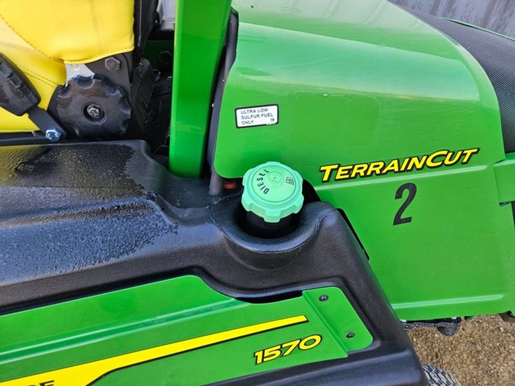 2023-john-deere-1570-image-17