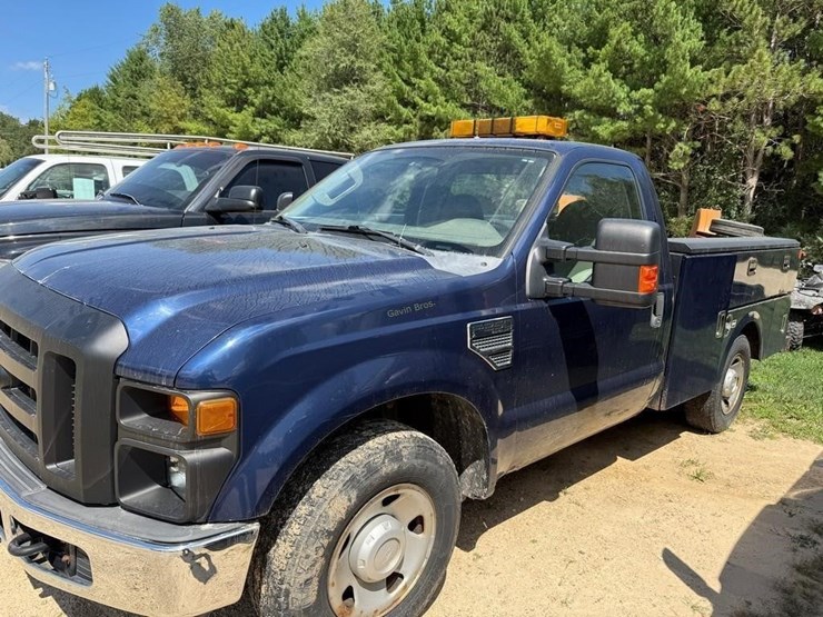 2008-ford-f250-image-1