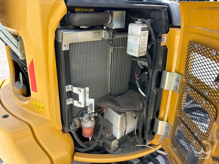 2023-deere-35g-image-7