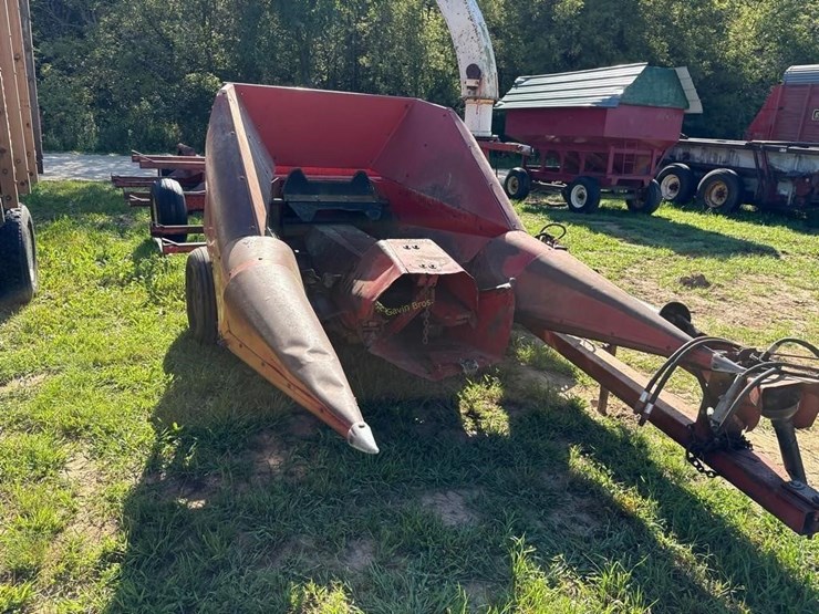 international-forage-harvester-image-4