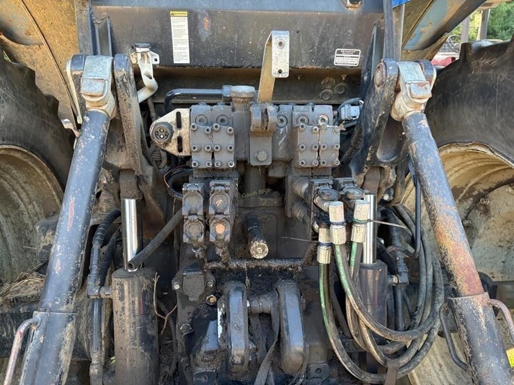 new-holland-t7.250-image-8