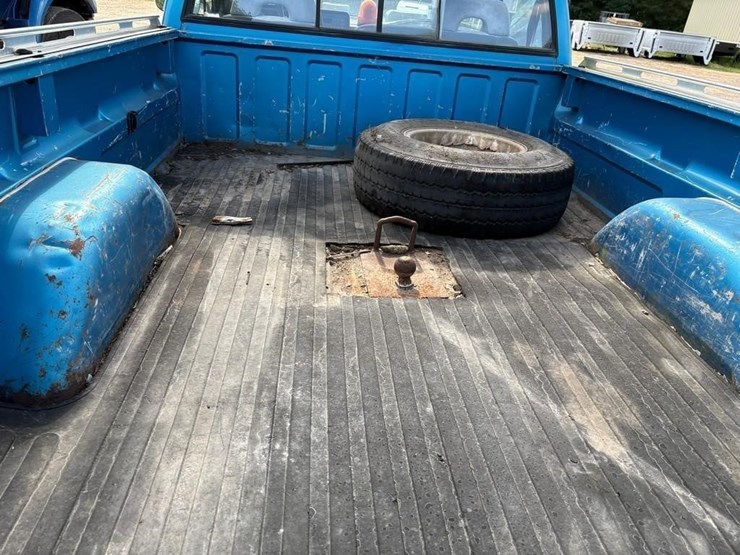 1992-chevrolet-silverado-3500-image-7