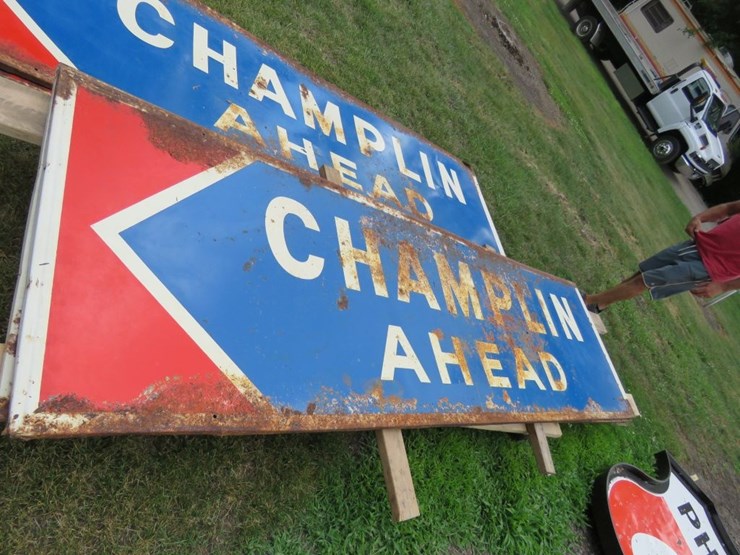 champlain-sign-image-1