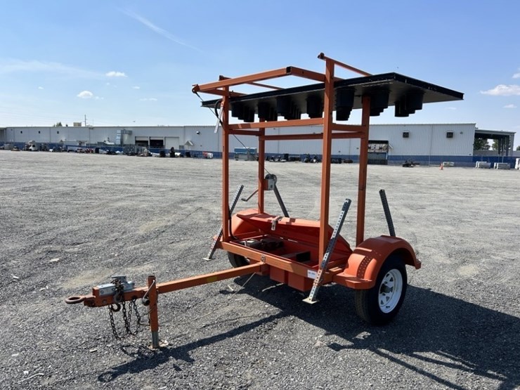 2000-trafcon-tc1-25s-towable-arrow-board-image-1