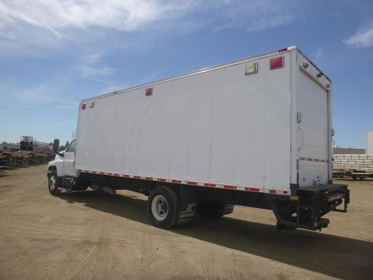 2008-gmc-c7500-reefer-box-truck-image-4