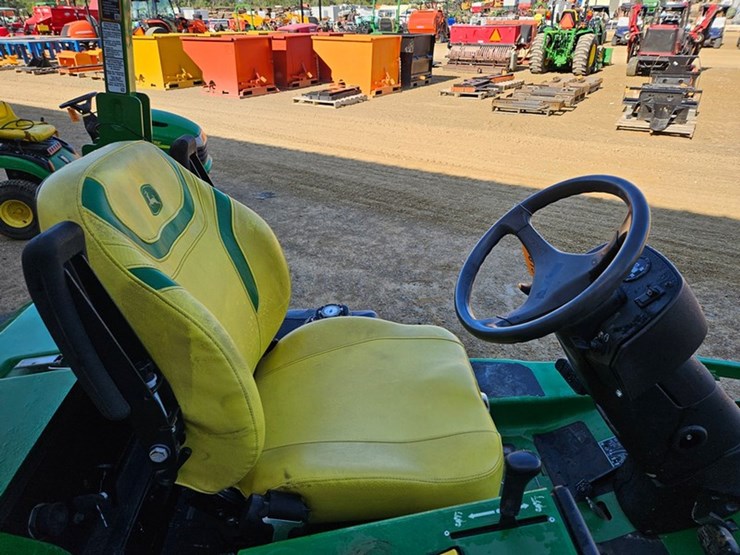 2023-john-deere-1550-image-24
