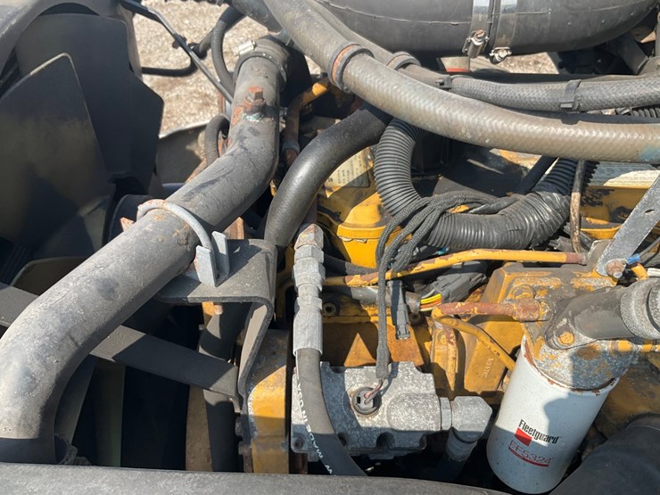 caterpillar-3126-image-97