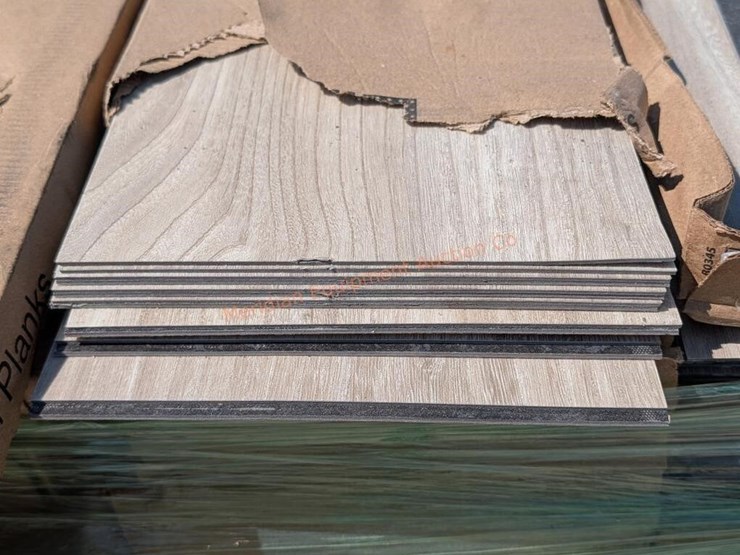 luxury-glue-down-vinyl-flooring-image-8