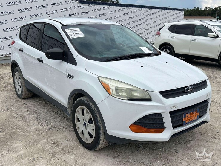 2016-ford-escape-image-2