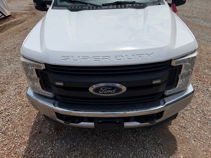 2017-ford-f350-image-9