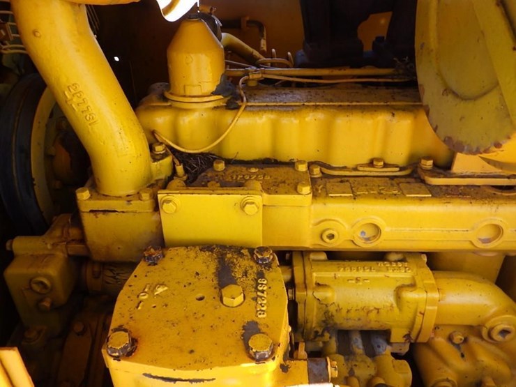 caterpillar-d6-image-29