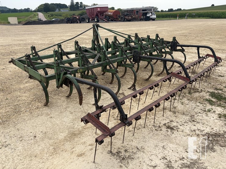 john-deere-c11-image-2