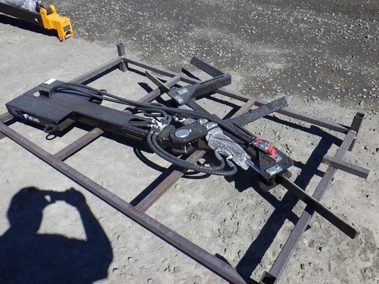 future-forklift-tire-lifter-75"-image-2