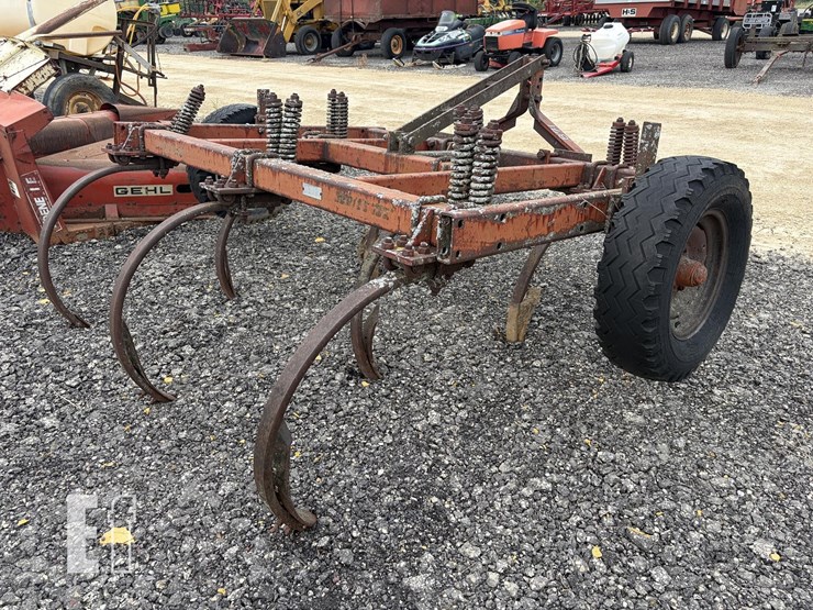 7-shank-digger-image-3