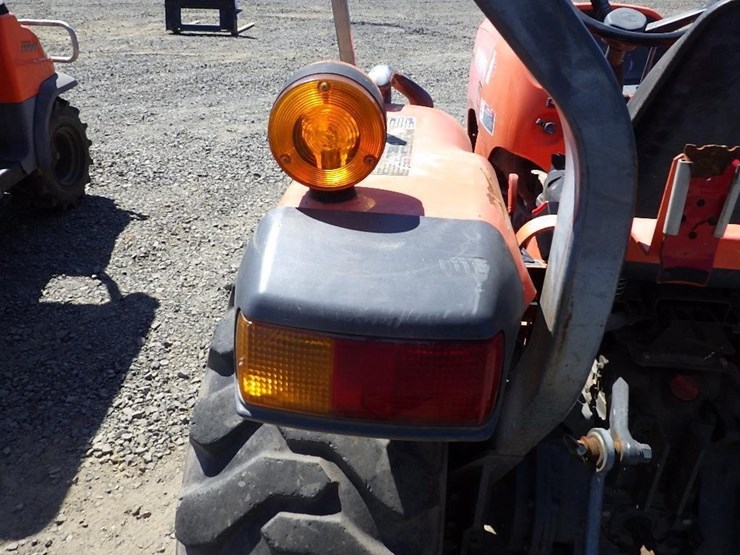 kubota-l3800d-image-14