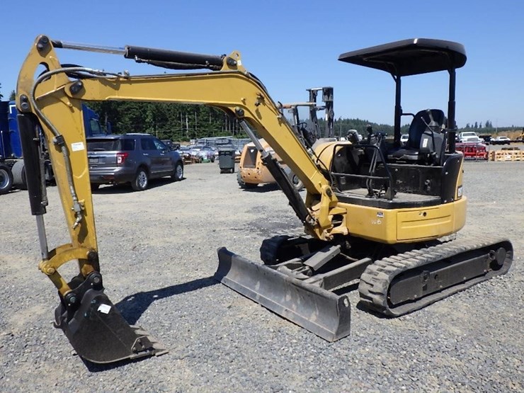 2017-caterpillar-304e2-cr-image-1