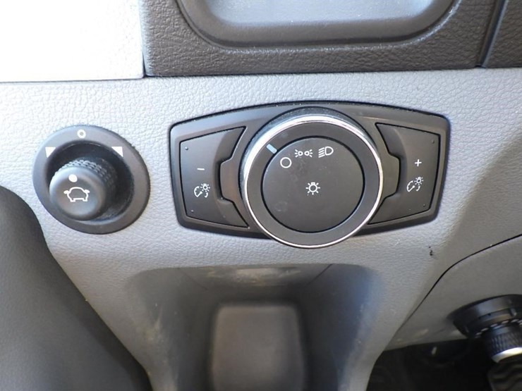 2018-ford-transit-image-49