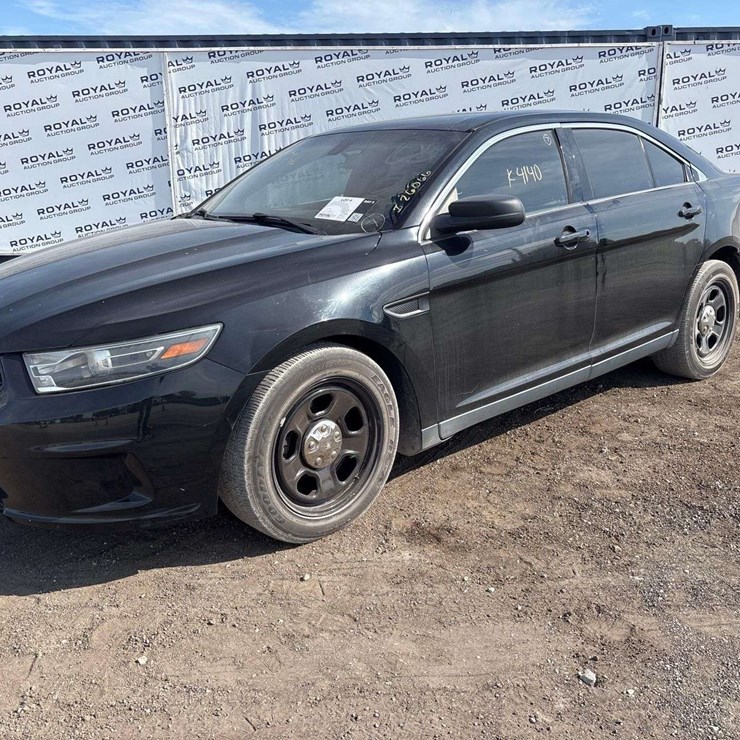 2015 Ford Taurus Sedan