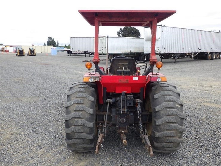 century-3647-tractor-loader-image-4
