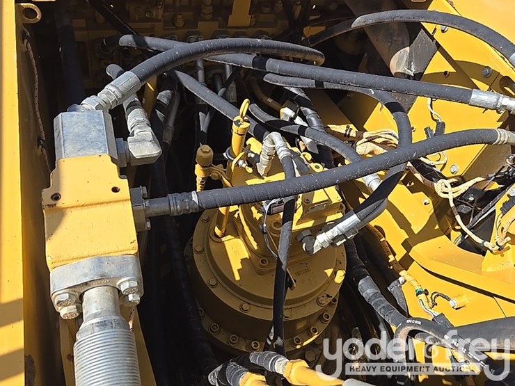 caterpillar-336-image-47