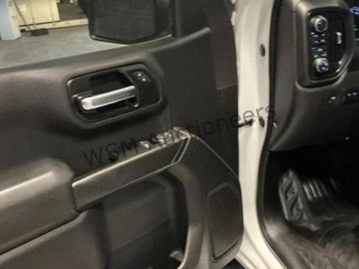 2021-chevrolet-silverado-1500-image-22