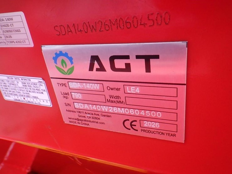 2026-agt-sda-140w-skid-steer-loader-image-16