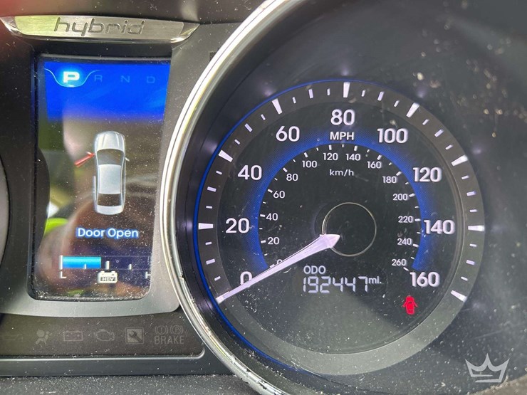 2015-hyundai-sonata-hybrid-sedan-image-6