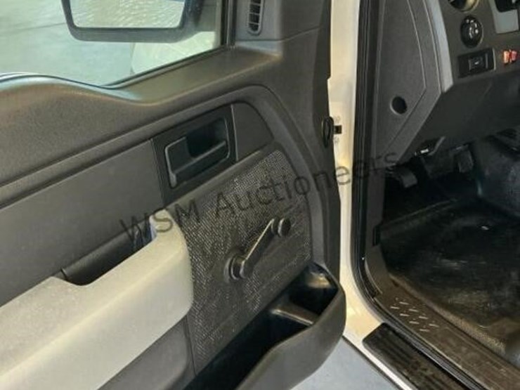 2014-ford-f150-image-23