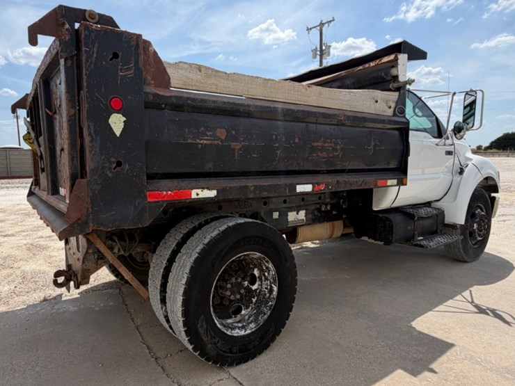 2006-ford-f750-image-5
