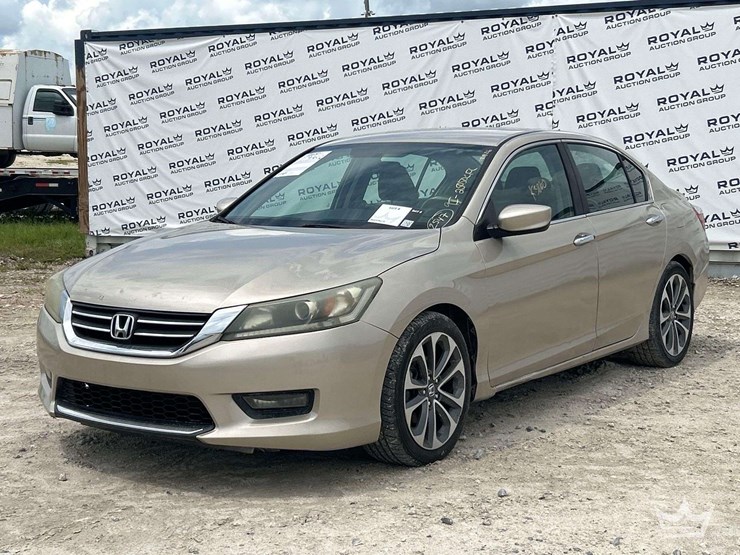 2015-honda-accord-sport-sedan-image-1