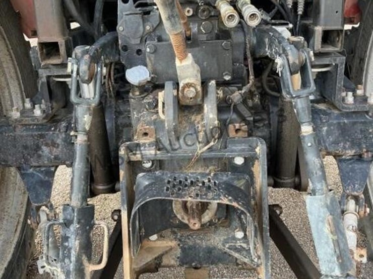 case-mxu110-ag-tractor-image-12