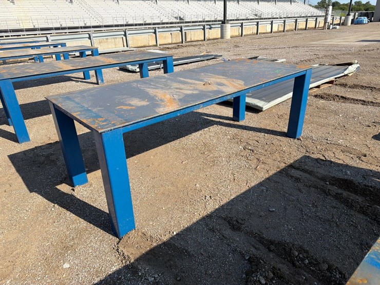 kit-containers-40"-x-96"-welding-table-image-2