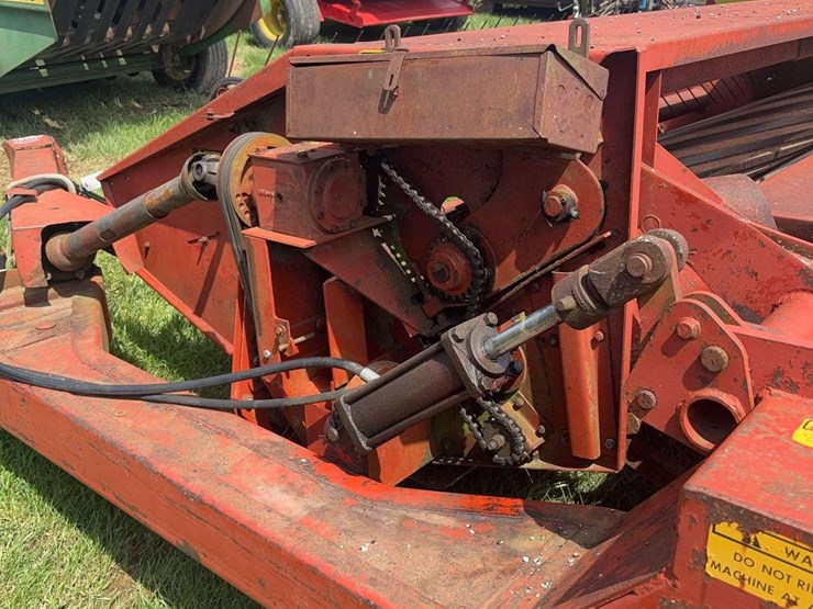 hesston-1091-image-6