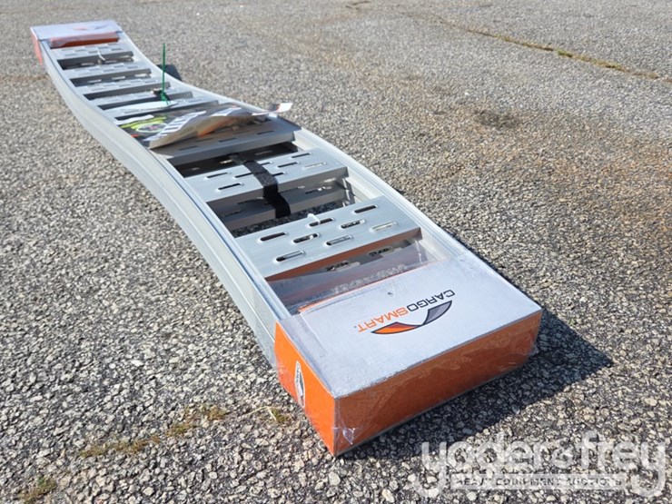 unused-12"-x-19"-cargo-ramp-set-image-3