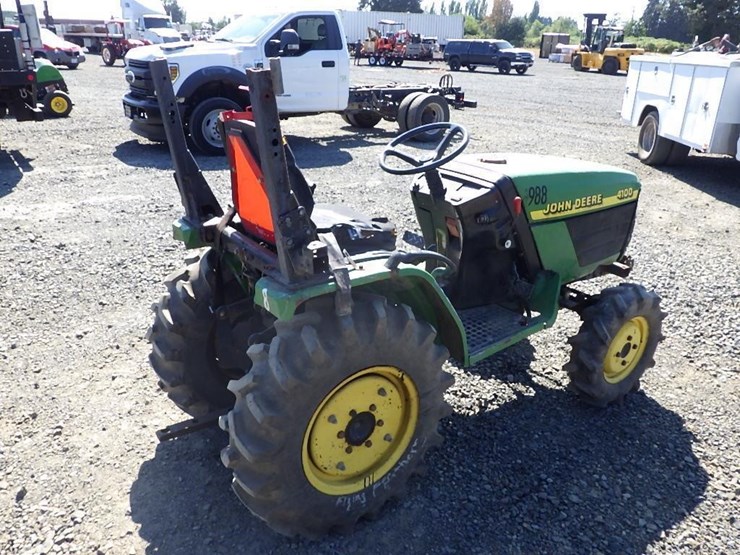 john-deere-4100-image-5