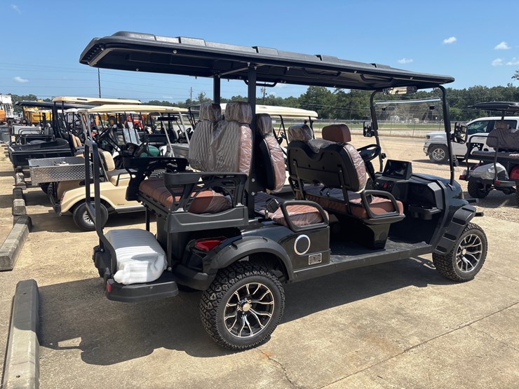 #83-•-2026-6-seat-off-road-golfcart-image-3