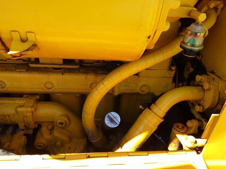 caterpillar-d6-image-28