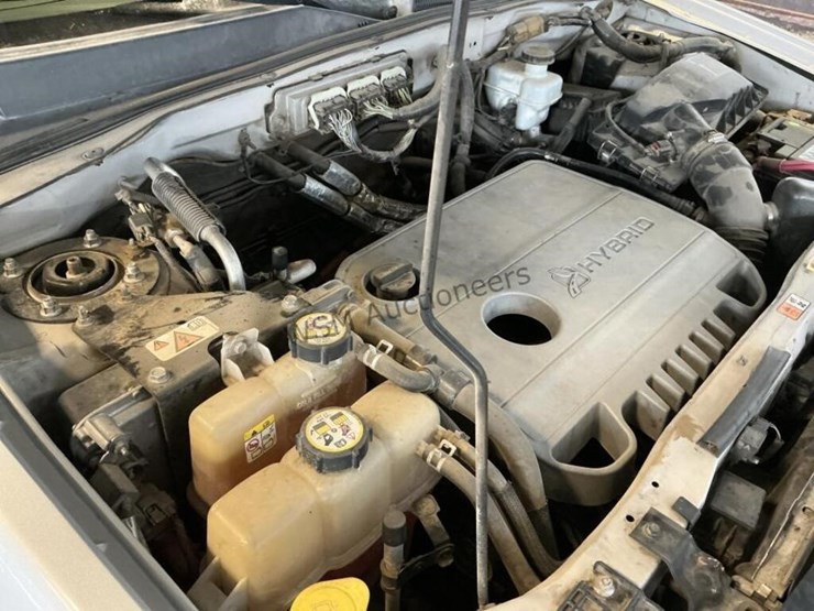 2009-ford-escape-hybrid-image-12