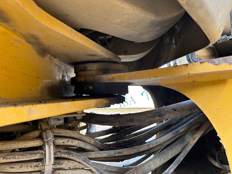 2005-deere-544j-image-32
