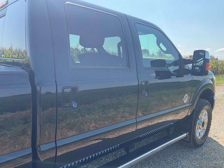 2016-ford-f250-lariat-image-28